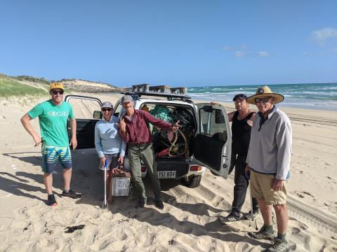 Long Gully beach cleanup