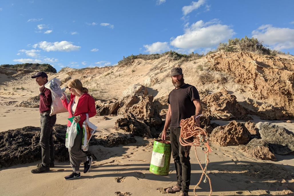 volunteers on the beach